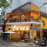 Hanoi Croissant and Coffee