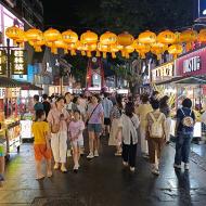 Liv i gaderne om aftenen