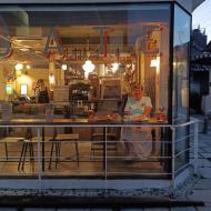 Vi vil helst sidde i vinduet 