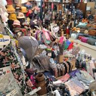 Her sælges lidt af hvert 