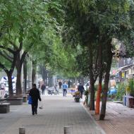 Vejen langs bymuren i vestlig retning