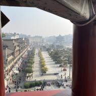 Et kig fra Trommetårnet til Klokketårnet  