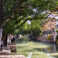 Vi er kommet ind i den gamle by