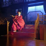 Fortæller en historie 