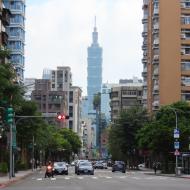 Sanmin Road med Taipei 101 i baggrunden