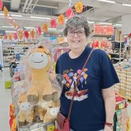 Vi kan købe pynt i Carrefour 