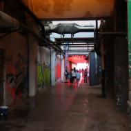 En gammel fabriksbygning 