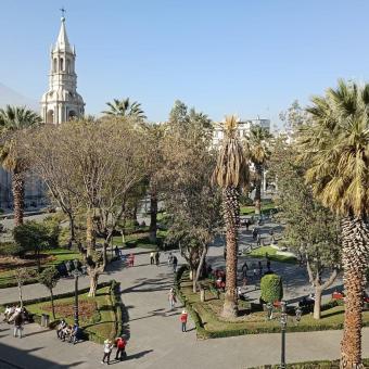 Arequipas historiske centrum - Plaza de Armas er en af de flotteste vi har set